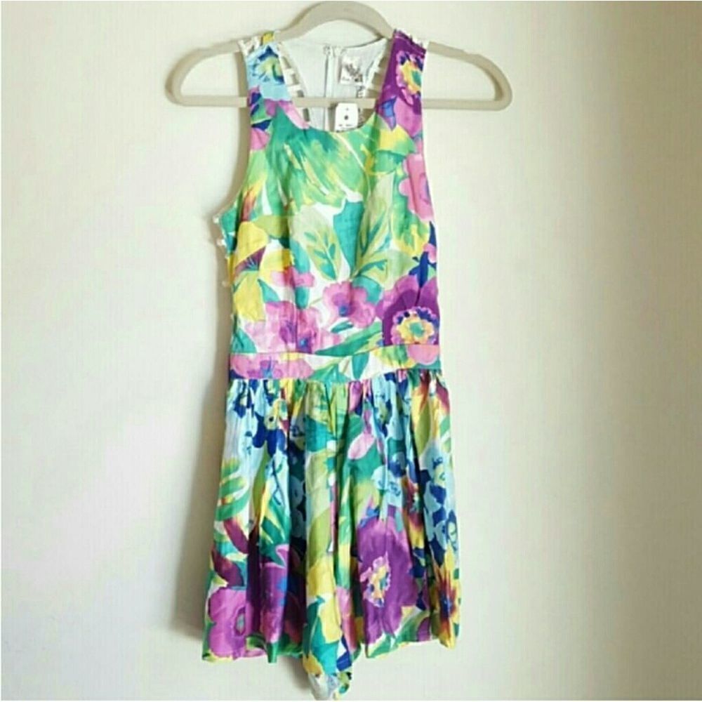 NWT LF Angel Biba caged back romper. Sz 10